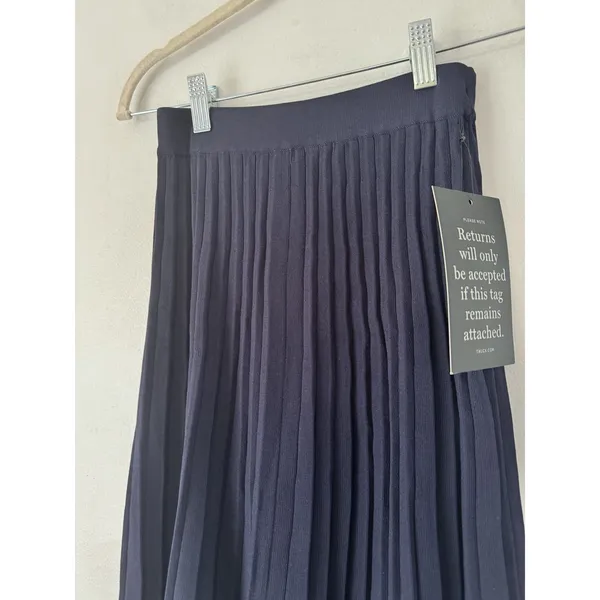 NWT Hyacinth House Navy Blue Pleated Midi Skirt Women’s Size XXS - Image 3