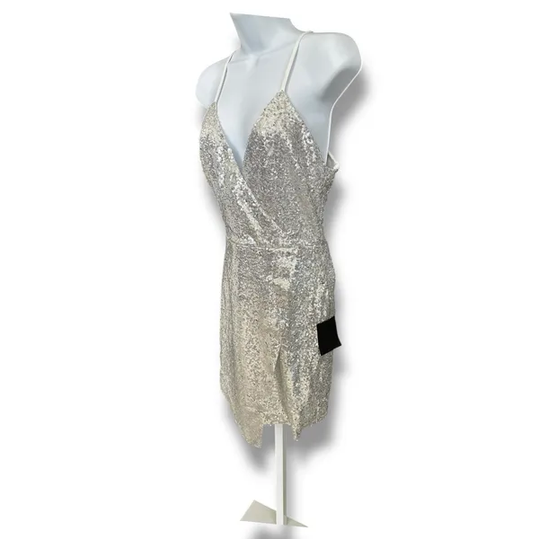 New Lulu's Hilaria Silver Sequin Bodycon Mini Halter Dress Faux Wrap Hem Small - Image 3