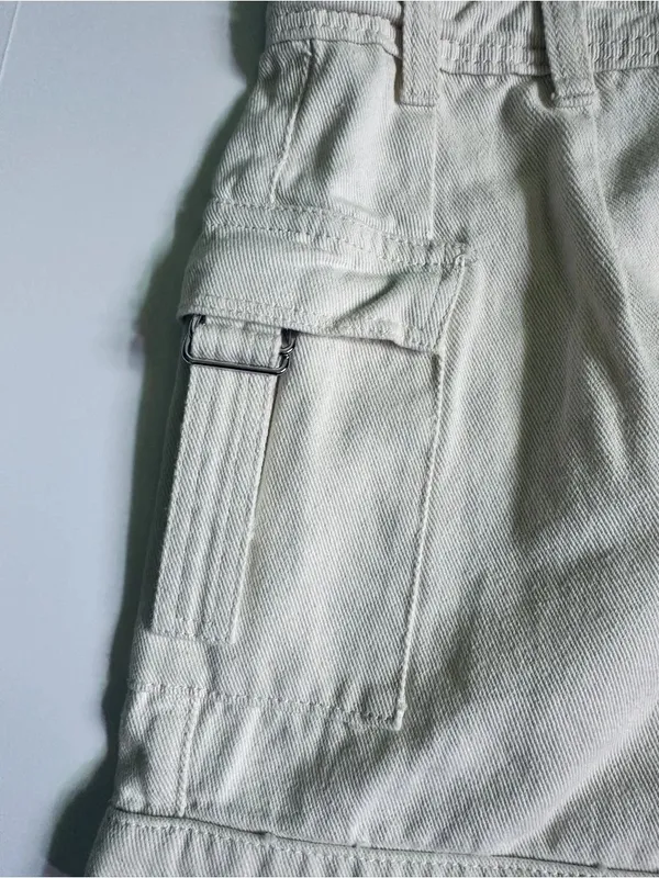 Los Angeles Sixty-Six Y2K Cargo Denim Shorts Utility Pocket Buckle Detail NWT - Image 7