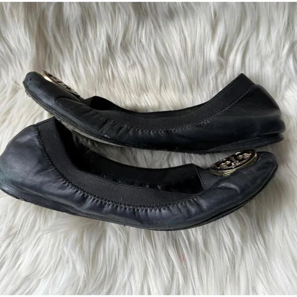 Tory Burch Black Leather Ballet Flats with Logo - Image 6
