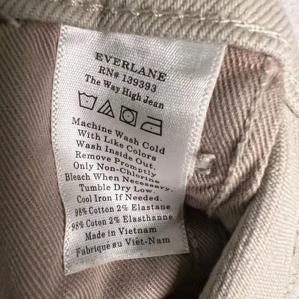 EVERLANE The Way High Jean Straight Leg High‎ Rise Raw Hem Cream Jeans Size 33 - Image 8