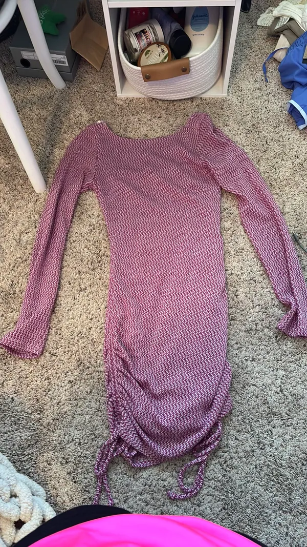 Ginger Bee Your love long sleeve runched dress- pink - Image 5