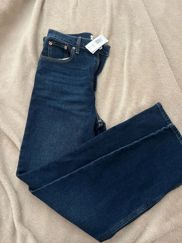 Abercrombie High-Rise 90s Straight Jeans - Image 3