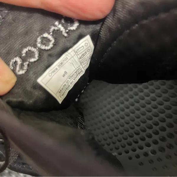 Crocs literide 360 black sneakers‎ size 8 - Image 7