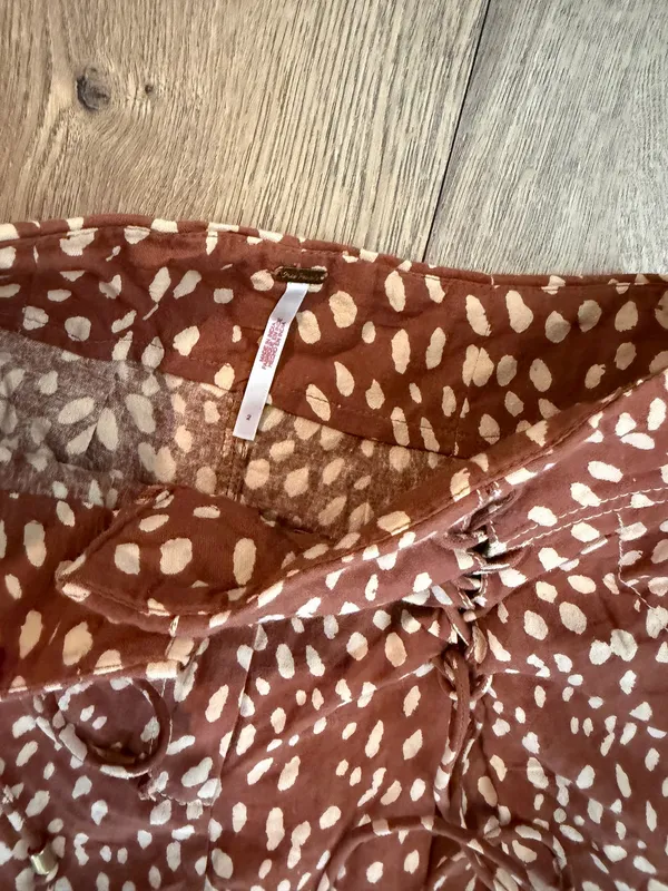 Free People Printed Bennett Shorts Fawn Brown - Image 3