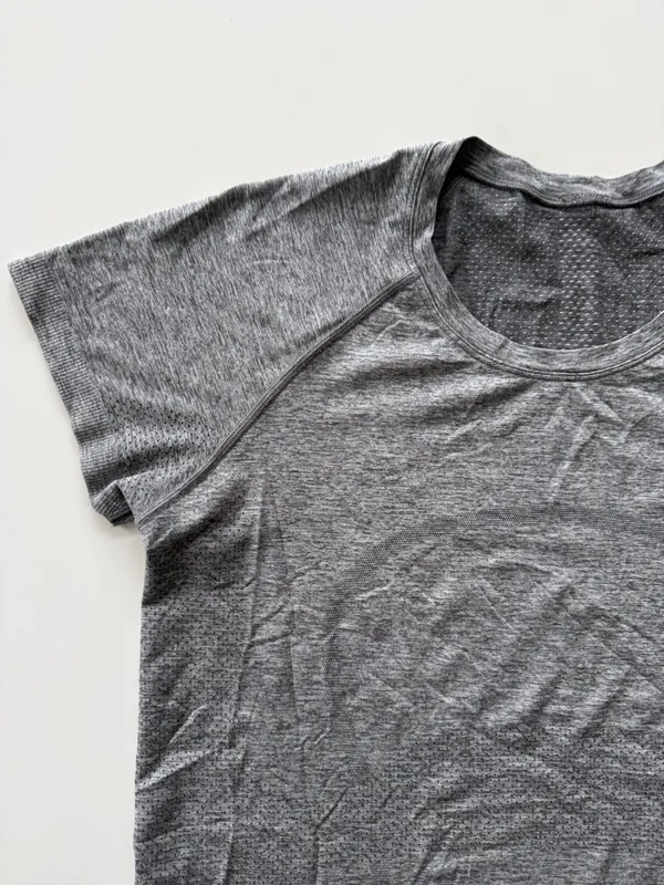 lululemon Swiftly Tech Short Sleeve Shirt 2.0 Gray Size 12 - Image 3