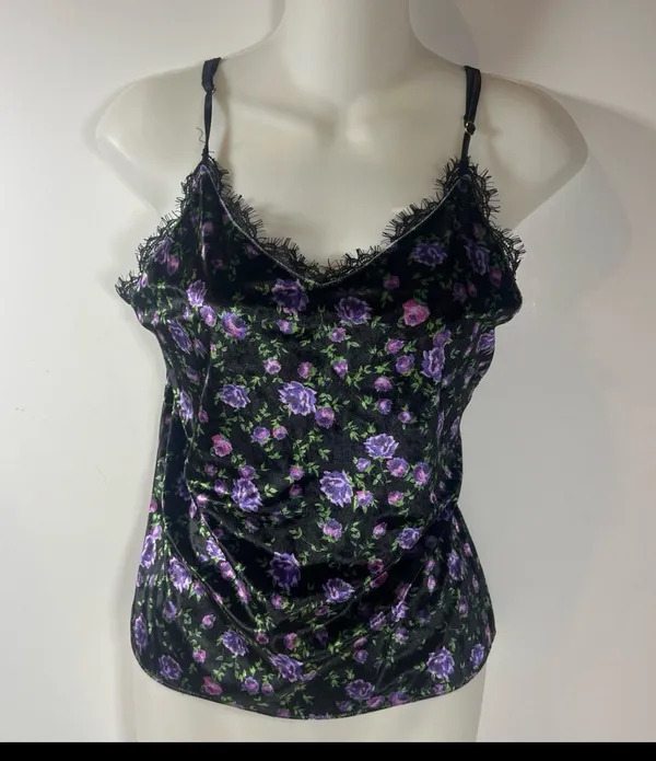 Victoria's Secret Lace Tank - Image 3