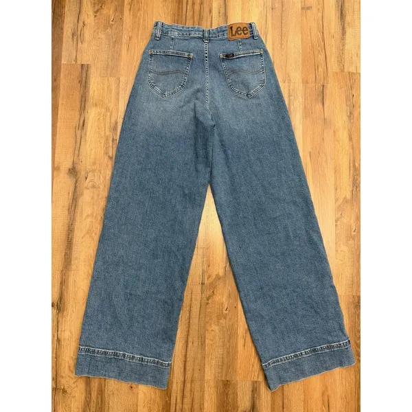 Lee High Rise Wide Leg Cuffed Jeans Women's Size 8‎ Long Light Wash Denim - Image 4