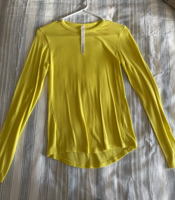Lululemon Long Sleeve Top - Image 2