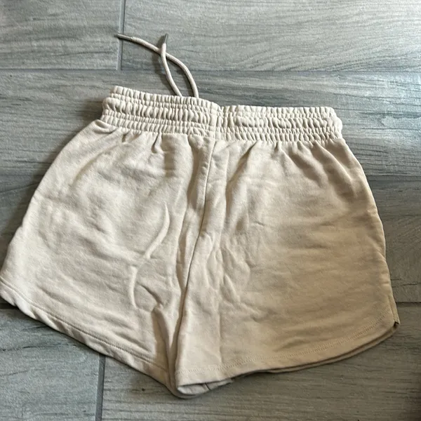 H&M shorts - Image 4