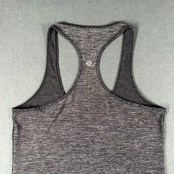 Lululemon Tank Top Womens 6* Heather Gray Cool Racerback Tank Top Pullover - Image 5