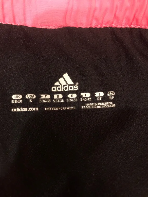 Adidas pink and black workout shorts - Image 3