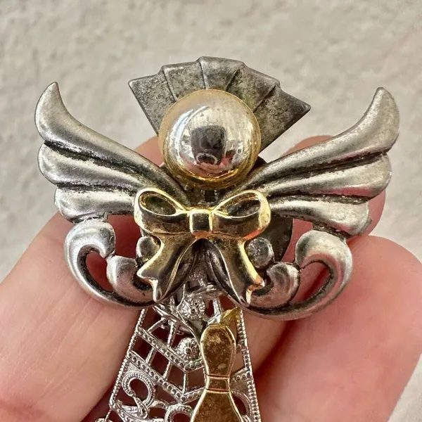 Vintage angel bowling silver and gold tone brooch - Image 2
