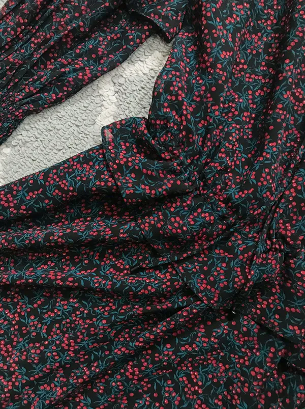 Revolve Holiday Print Ruffle Cinch Waist Mini Drszz - Image 6