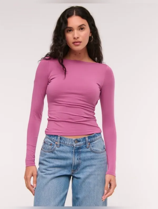 Aritzia Mini Skirt - Image 4