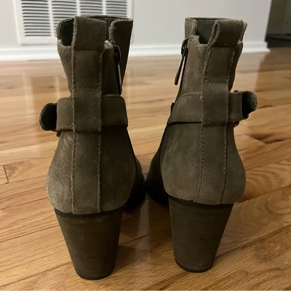 Ivanka Trump Boho Suede Ankle Boots Size 8-1/2 - Image 6