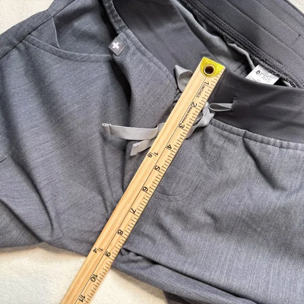 FIGS Womens Zamora Jogger Scrub Pants Size Small Gray PO# 1518 - Image 6