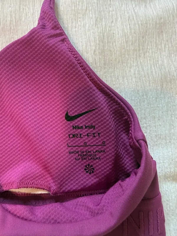 Kids Nike Sports Bra Large Purple - Image 3