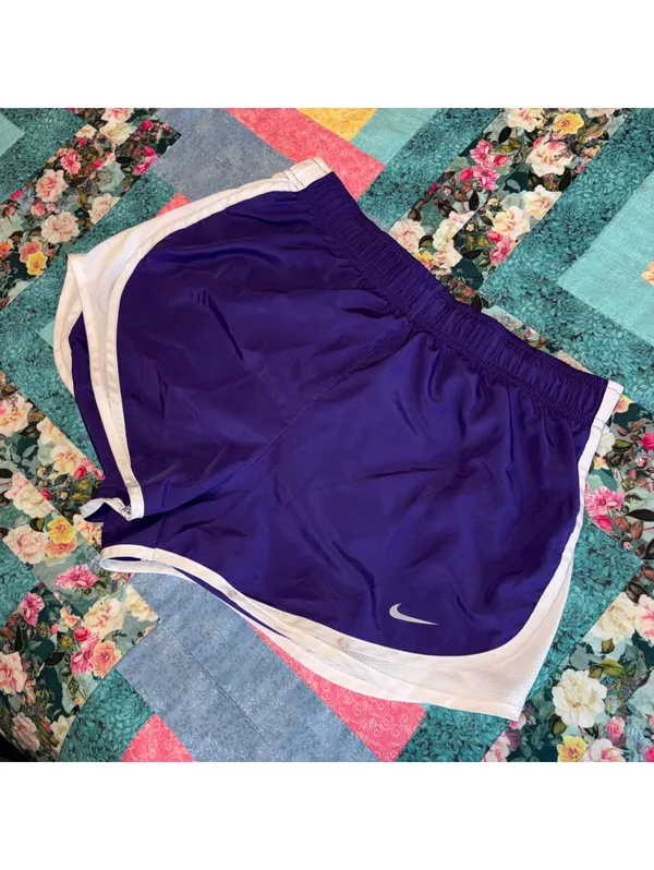 Nike Dri-FIT Women's M Athletic Running Shorts Elastic Waist - Image 2