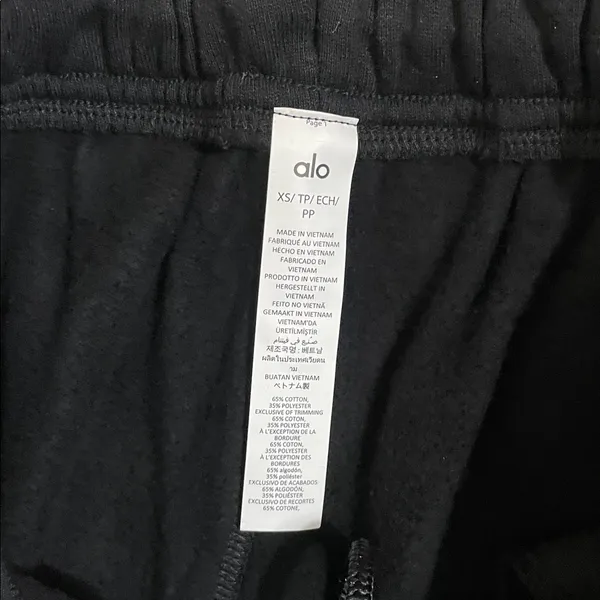 Alo Yoga NWT Accolade Sweatpants Cool Chrome Logo Black, Pockets XS - Image 9