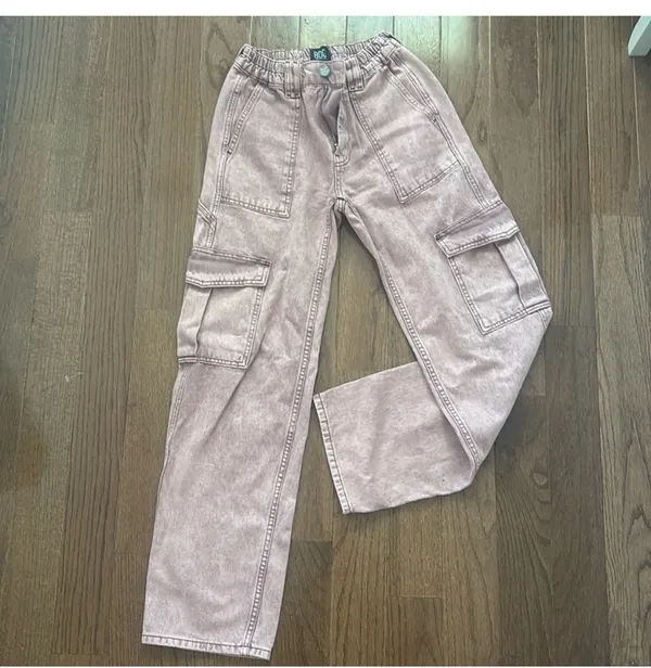 BDG NWOT Urban Outfitters pink cargo baggy jeans - Image 2