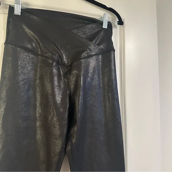 Offline by Aerie Black Shiny Leggings - Image 7