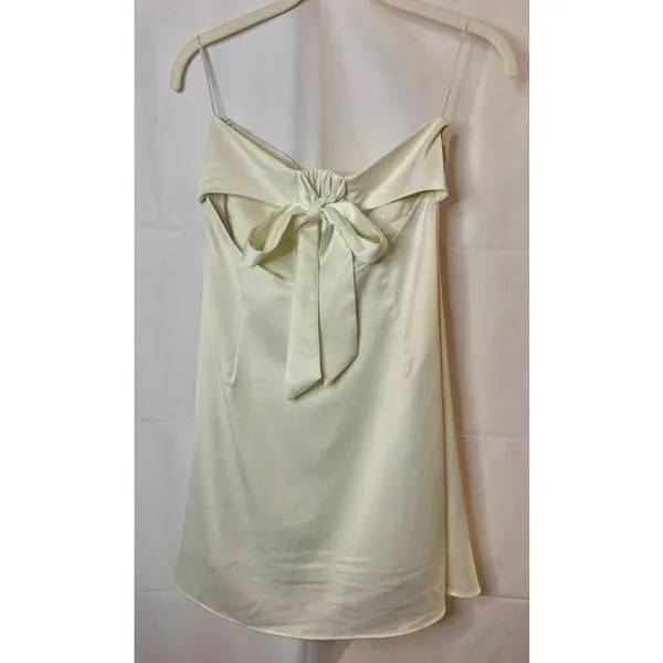 UO Mira Strapless Tie-Back Bow Satin Slip Mini Dress in Ivory Women's sz. M - Image 4