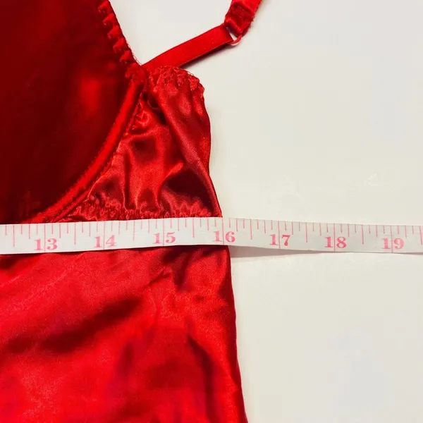 Fredericks of Hollywood Chemise Women 38 Red Satin Floral‎ Embroidered Slip - Image 10