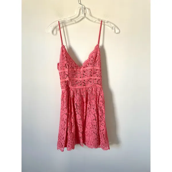Revolve NBD Lace Mini Dress Pink Size Small NEW - Image 3