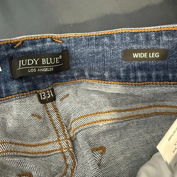 Judy Blue Baylor High Rise Button Detail Wide Leg Jean, Indigo, 13/31 - Image 5