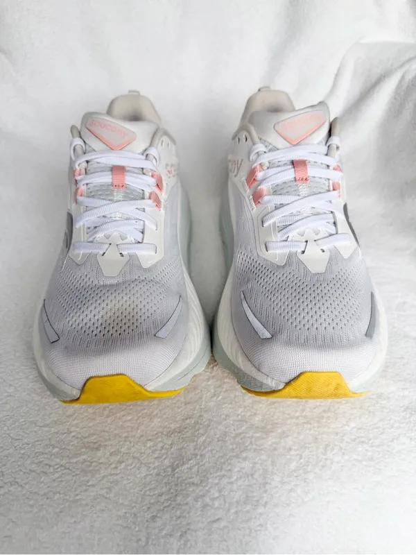 Saucony Hurricane 24 Womens 10 Shoes White Running Sneakers S10934-246 Road - Image 4