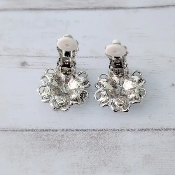 Vintage Clip On Earrings Large Turquoise Tone & Silver Tone Flower Whimsical - Image 5