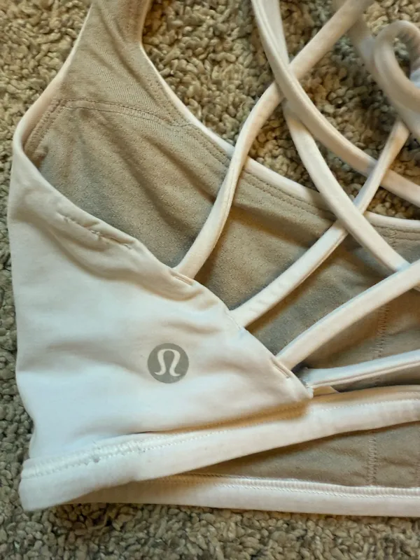 Lululemon sports bra  - Image 3