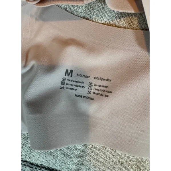 OEAK Women Wireless Seamless Scalloped Bra Blush Pink Size Medium NEW - Image 5