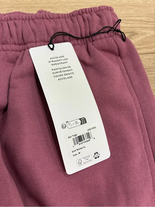 NWT Alo Yoga Women’s Accolade Straight Leg Sweatpant Soft Mulberry Size M - Image 6