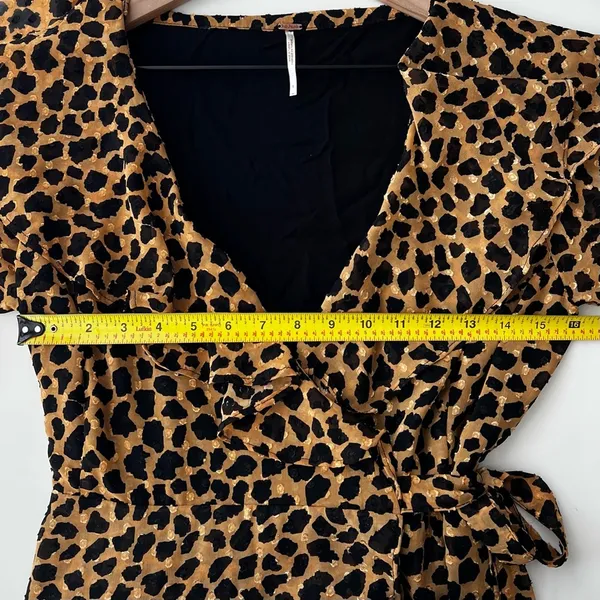 Frenchie Animal Leopard Print Wrap Dress Long sleeve boho S - Image 9