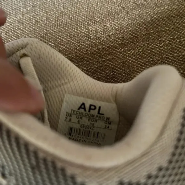 APL TechLoom Pro Anthropologie Exclusive Knit Running Sneakers Tan Women 7.5 - Image 4