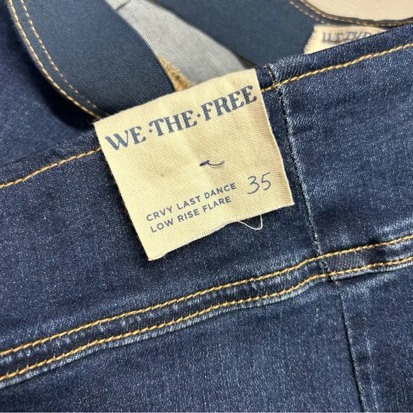 We The Free People Curvy Last Dance Low Rise Flare Pull On Jean Dark Blue 35 NWT - Image 7