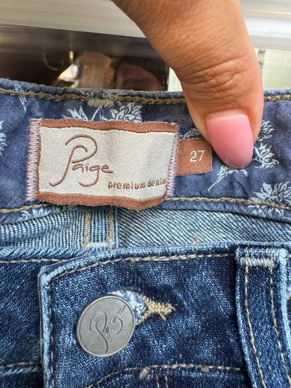 X😻PAIGE Hollywood Hills Flare Jeans - Image 3