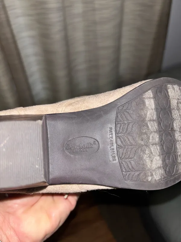 Dr. Scholl's Tan Heeled Lace Up Shoes with Suede Finish, Sz 7 - Image 3