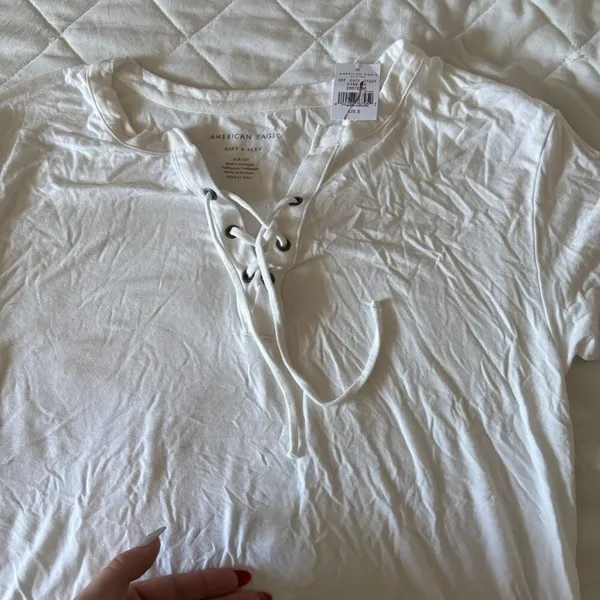 NWT Womens Size Small American Eagle T Shirt Tee Blouse White‎ Soft And Sexy - Image 2