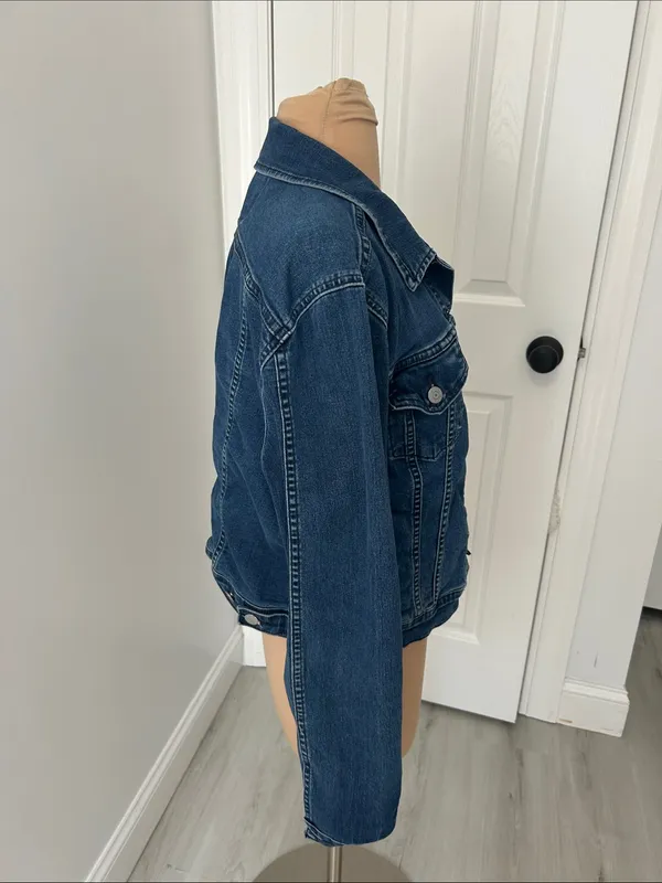 Levi’s Stretch Denim Trucker Jacket - Image 5