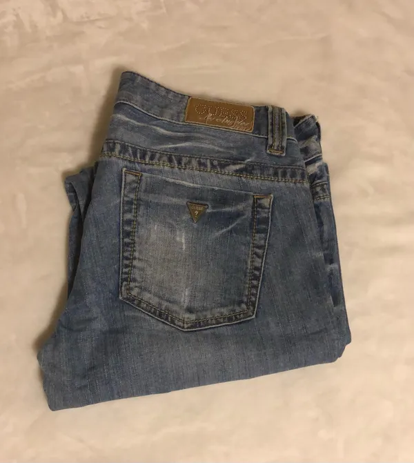 Guess low rise boot cut Jeans  - Image 6