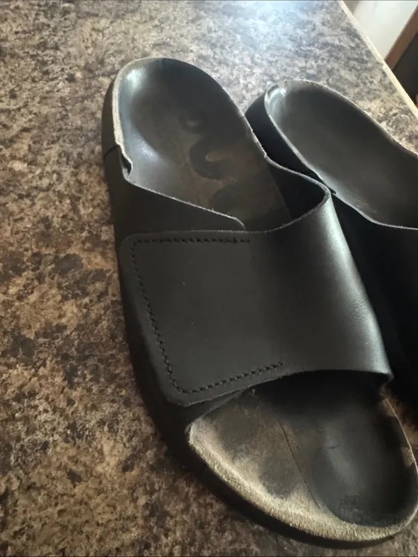 Ecco Black Slide Sandals with Textured Soles - Image 5