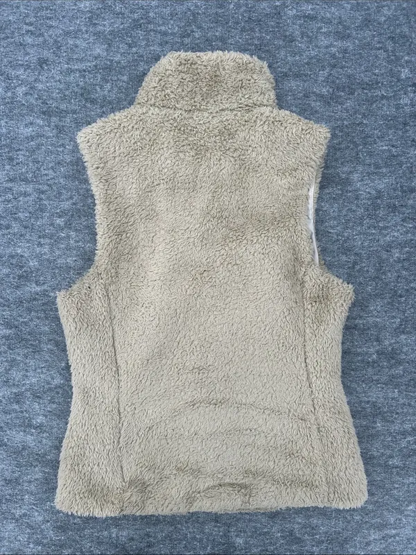 Patagonia Women's Los Gatos Fleece Vest Tan Cream size Small - Image 6