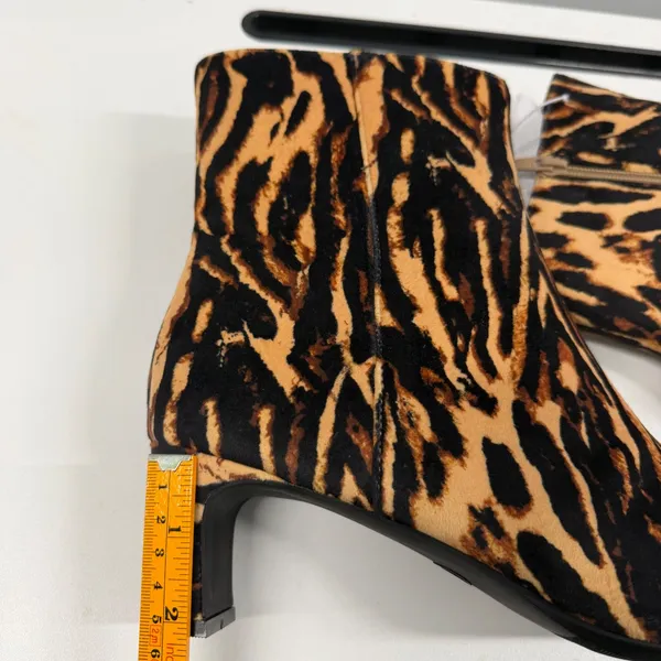 A New Day Womens Tiger Print Ankle Boots Brown Black Low Block Heel Size 11 NEW - Image 4