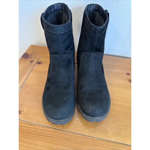 b.o.c Women's Black Suede Fleece‎ Lined Booties Size-9.5 - Image 4