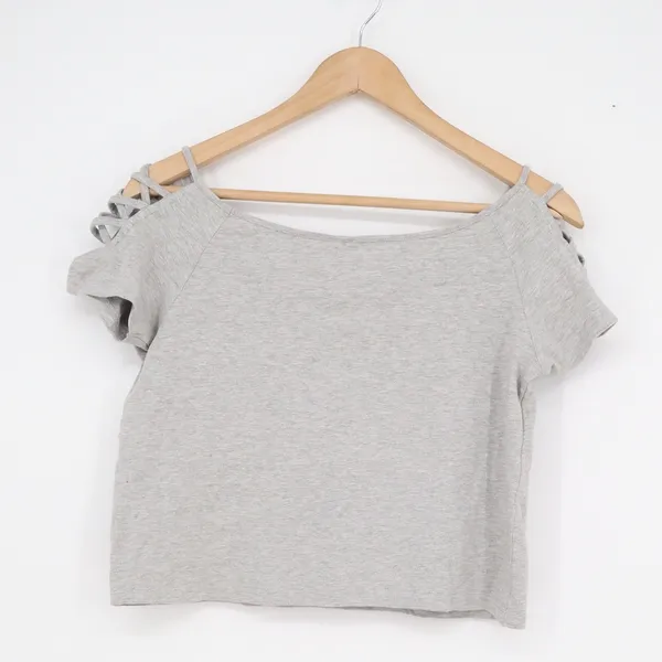 Rio Gray Caged Shoulder Crop Top XS Boat Neck Lattice Sleeve Short Sleeve Tee - Image 3