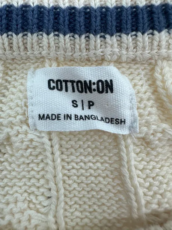 Cotton On Cream Cable Knit Sweater Size Small - Image 2