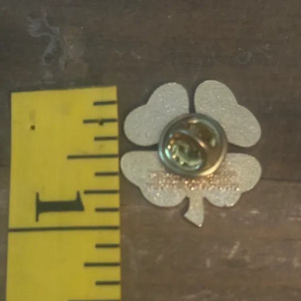 Vintage green enamel 4 leaf clover tac pin - Image 3